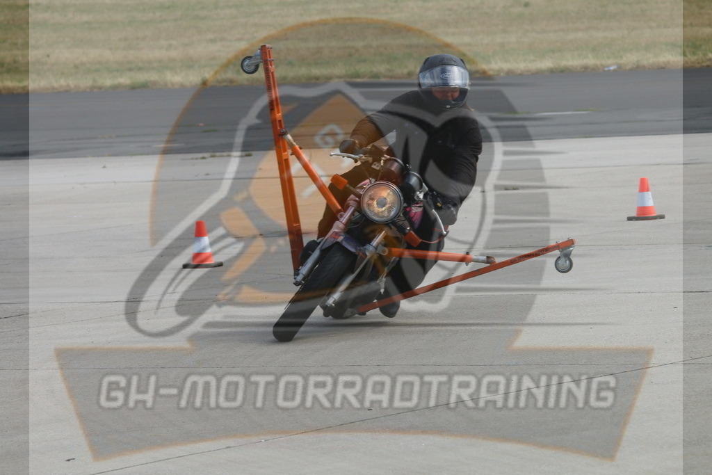 IMG_3400 | gh-motorradtraining-foto.de - Realisiert mit Pictrs.com
