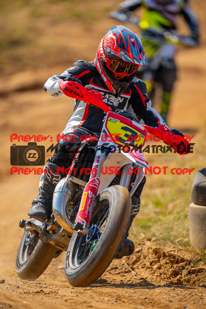 MaZZes-Fotomatrix-20260815-605129 | ROOKIES