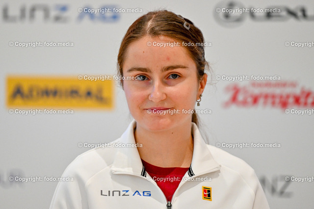 AUT, Pressekonferenz WTA-500 Upper Austria Ladies Linz 2025 | 24.01.2025, Linz, AUT, WTA-500 Upper Austria Ladies Linz 2025, im Bild Mavie Oesterreicher (oesterr. WTA-Spielerin)