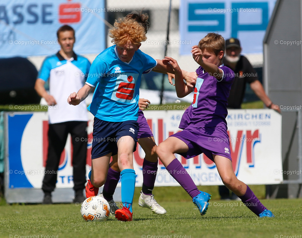 A_LUI_010622_58 | SPORT,FUSSBALL,SPARKASSE SCHUELERLIGA LANDESFINALE 2022 PETTENBACH 01.06.2022 IM BILD: (LAMBACH VIOLETT) UND (ROHRBACH BLAU) FOTO.FOTOLUI