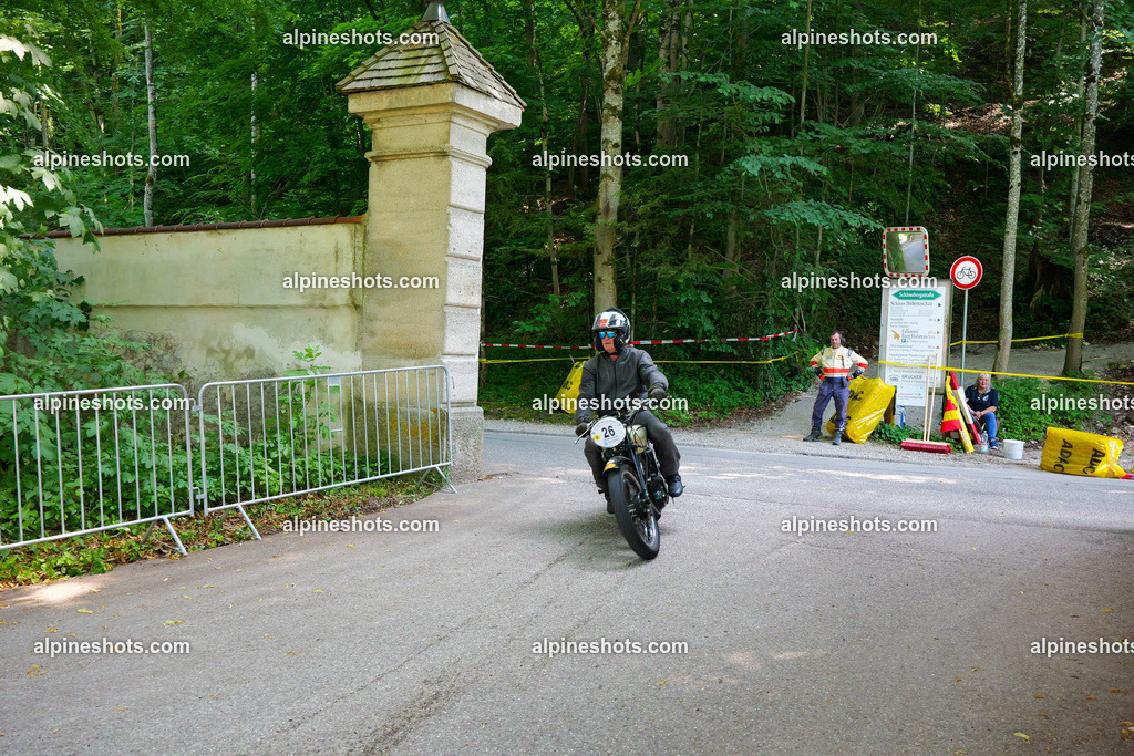 P1014906 | Erleben Sie atemberaubende, hochqualitative Fotos Ihrer Fahrt entlang der malerischen Alpenstraßen. Besuchen Sie alpineshots.com, um professionelle Aufnahmen Ihrer unvergesslichen Reise zu finden und zu kaufen - Realisiert mit Pictrs.com