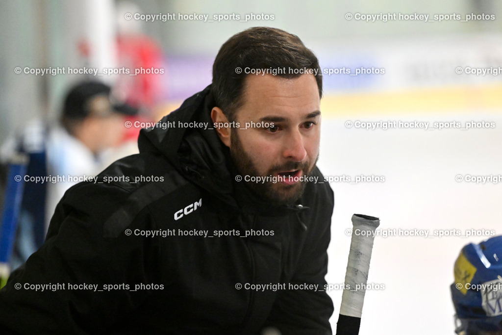 ESC Steindorf vs. ESV Ferlach | Asisstentcoach ESC Steindorf Gasser Daniel, ESC Steindorf vs. ESV Ferlach, ESC Steindorf vs. ESV Ferlach am 19.10.2024 in Steindorf (Ossiachersee Halle), Austria, (Photo by Bernd Stefan)