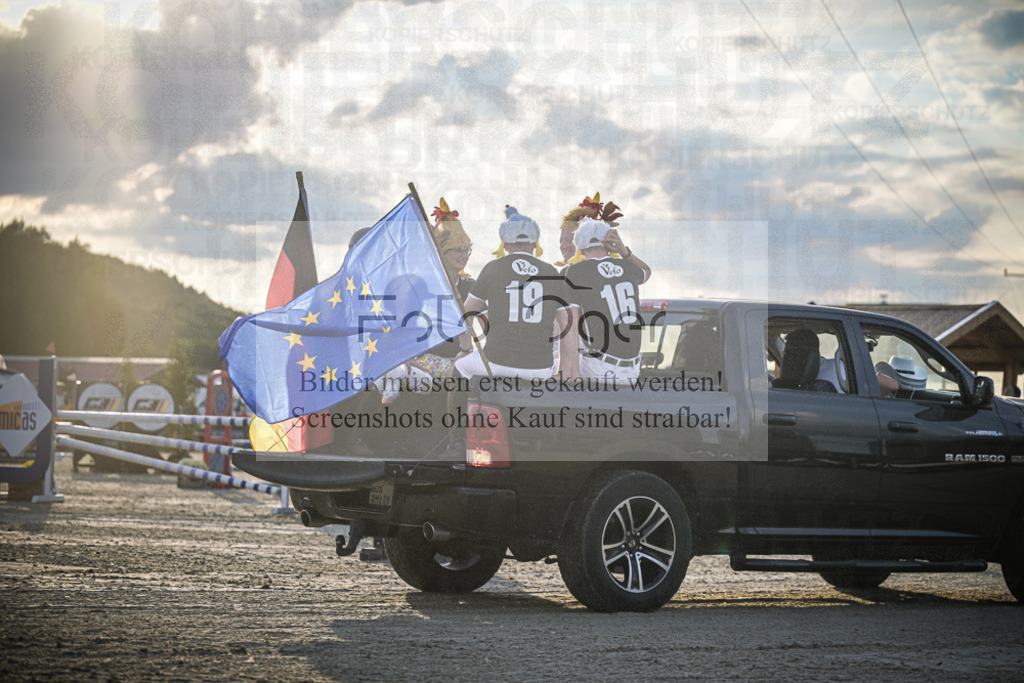 DOS_0242 | Entdecke hochwertige Reitturnierfotos von Foto Oger. Professionell, emotional und authentisch – jetzt Lieblingsmomente im Shop bestellen.Deutschlandweite Turnierfotografie. - Realisiert mit Pictrs.com