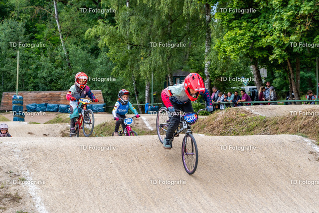 BayBMX2026-05042 | Fotogalerie von Thomas Dettweiler mit Eventbildern und lizenzfreien Fotos. Perfekt als Wandbild, für Büro, Website oder private Nutzung. - Realisiert mit Pictrs.com