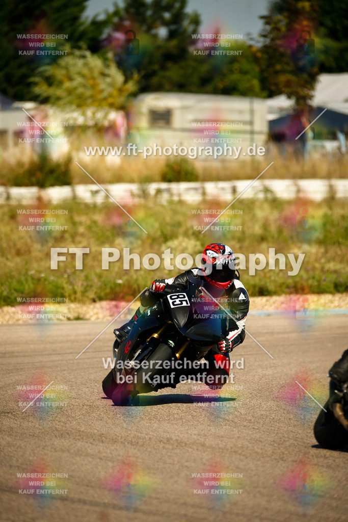 _MOT8799 | Hier findet Ihr Bilder von Touristenfahrten auf der Nürburgring Nordschleife oder von anderen Veranstaltungen die ich besucht habe. Viel Spass beim Durch Schauen 