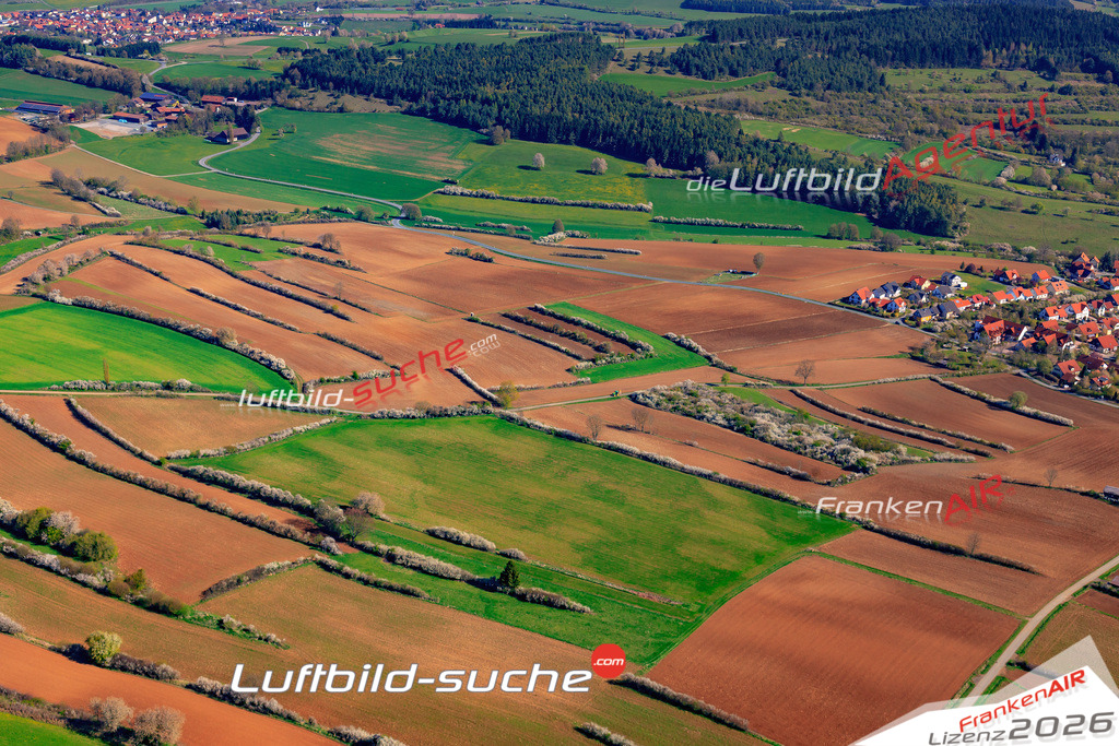 Die Luftaufnahme der Stadt Marktrodach wurde 2017 vom Flugzeug heraus erstellt ( keine Drohne )- hohe Auflösung für beste Qualität