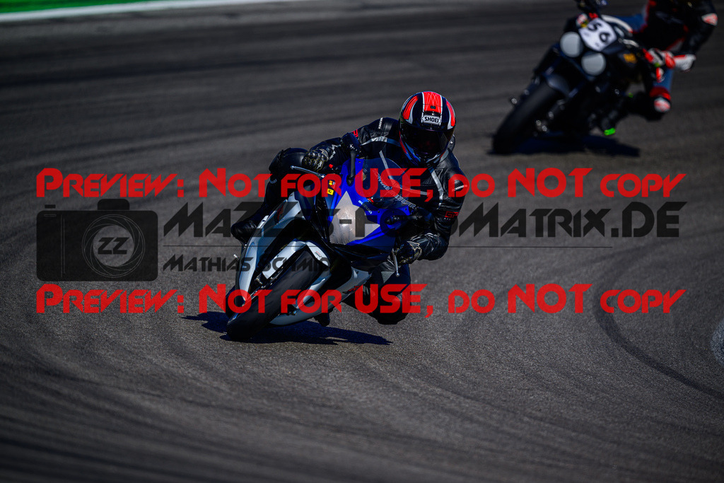 MaZZes_Fotomatrix_20250407_6007705_7048 | GELB