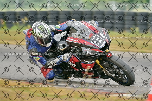 25bt05-0703 | markuskiefer.com - Realisiert mit Pictrs.com