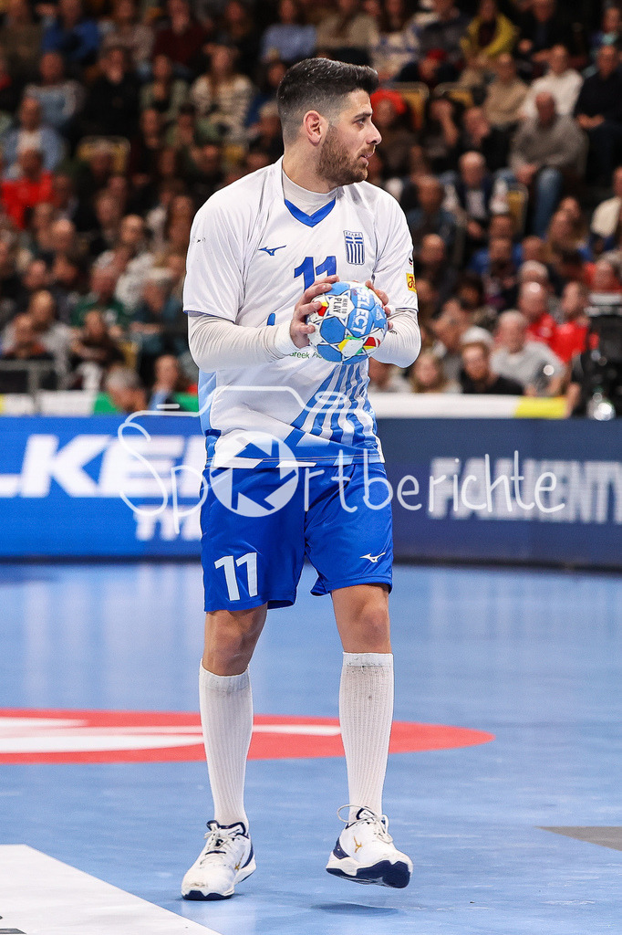 Portugal - Griechenland | Charlampos MALLIOS (GRE #11) am Ball / Freisteller / Einzelfoto