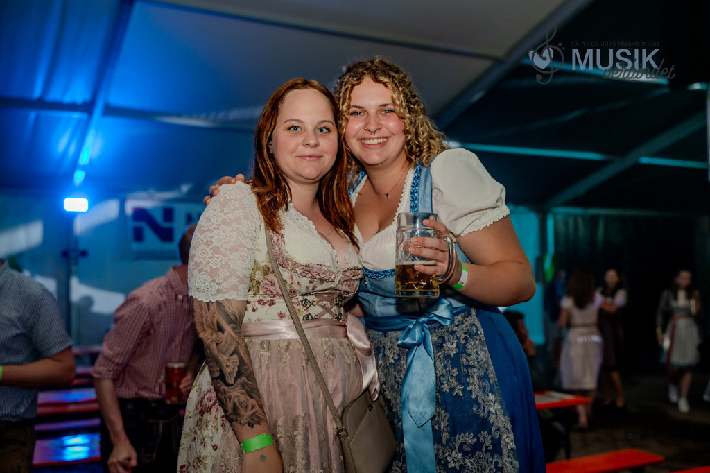 DSC_5212 | "Fussifoto.com – Ihr Ansprechpartner für hochwertige Fotografie! Entdecken Sie kreative Bilder und professionelle Dienstleistungen. Kontaktieren Sie uns für Ihre Projekte!"