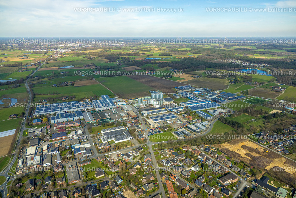 Hamminkeln240311672 | Luftbild, Gewerbegebiet Dingden-Nord, Wiesen und Felder mit Fernsicht, Dingden, Hamminkeln, Nordrhein-Westfalen, Deutschland