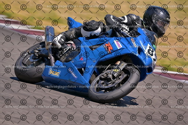 26bt05-1125 | markuskiefer.com - Realisiert mit Pictrs.com
