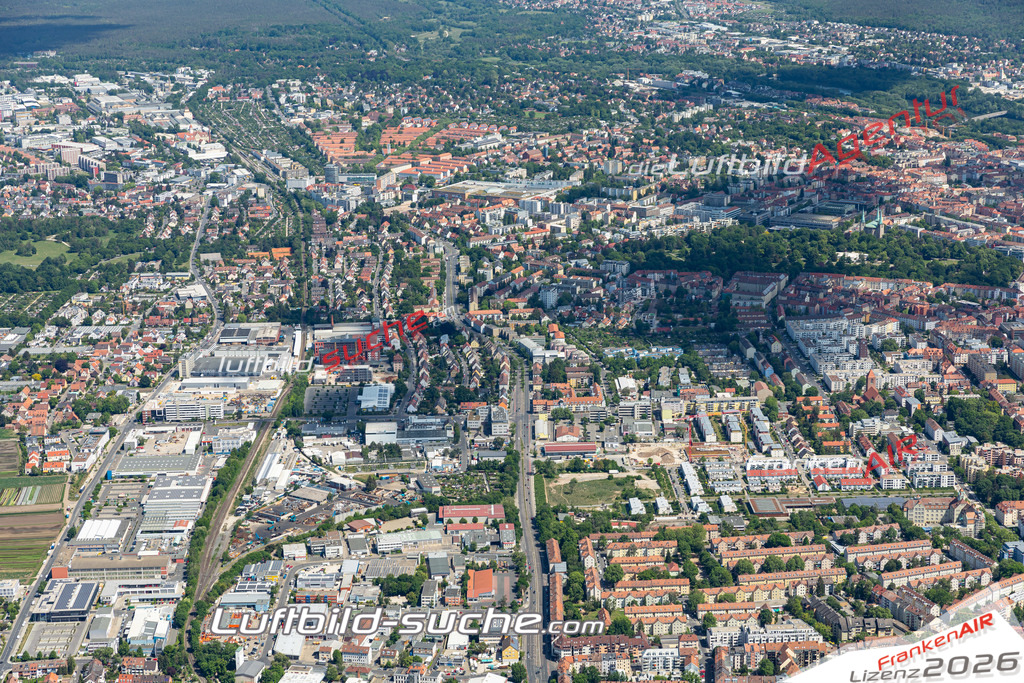Aktuelles Luftbild von Thon nuernberg - Die Luftaufnahme wurde 2020 mittels UL-Flugzeug erstellt ( keine Drohne ) - hochauflösende Kamera-Systeme von  Canon -Beste Qualität - Für grossformatige Ausdrucke geeignet. Die Geschenkidee !