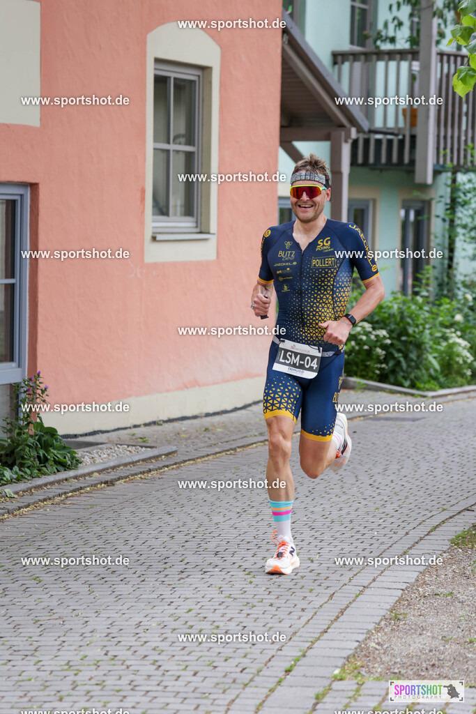 KSZ_5290 | Stadttriathlon Erding 2025. #yourpictrs #sportshot_your_pictrs @Sportshotphotography #stadttriathlonerding Copyright: www.sportshot.de