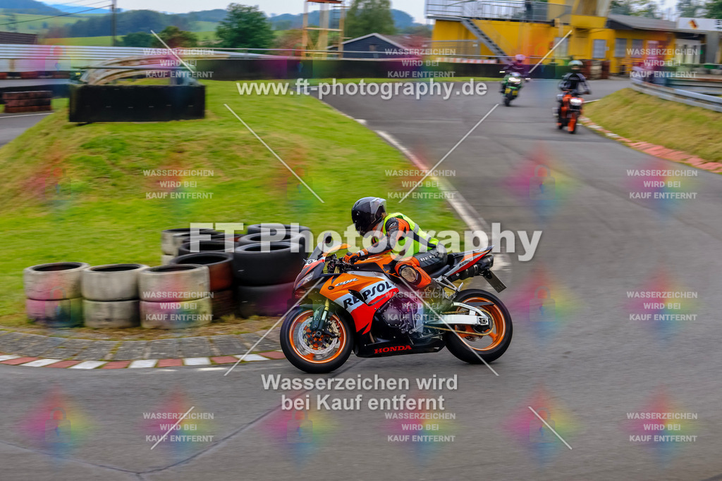 OBK-6014 | Hier findet Ihr Bilder von Touristenfahrten auf der Nürburgring Nordschleife oder von anderen Veranstaltungen die ich besucht habe. Viel Spass beim Durch Schauen 