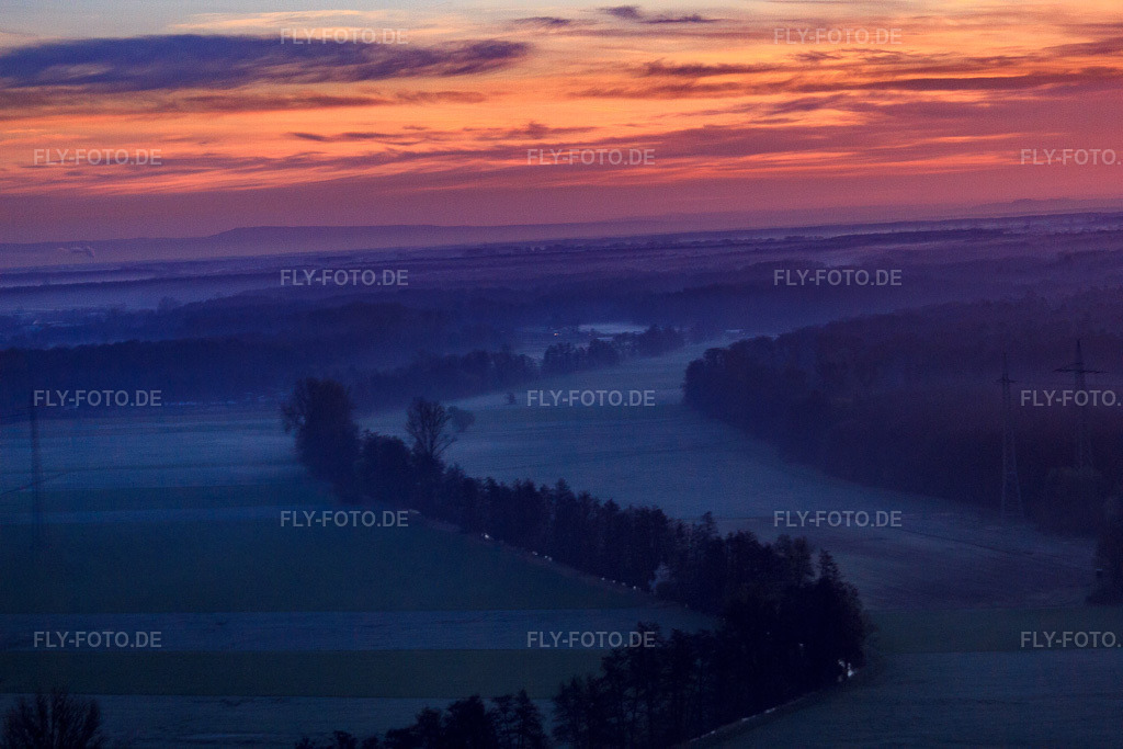 Luftbild: Otterbachniederung im Morgendunst bei Sonnenaufgang in Kandel im Bundesland Rheinland-Pfalz in Deutschland. Foto: IMG_62973.jpg vom 20.03.2014 durch Werner Riehm/FLY-FOTO.de