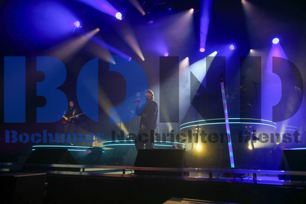 SES_RGAZFR20250822-21 | bond - Realisiert mit Pictrs.com