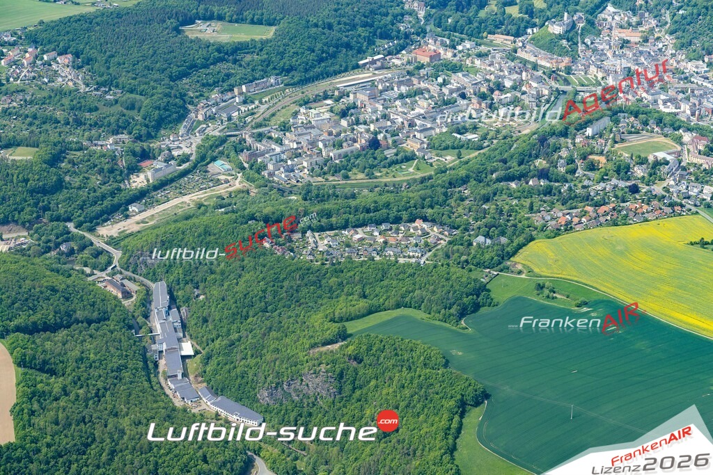 Die Luftaufnahme Irchwitz - Greiz wurde 2022 vom Flugzeug aus (keine Drohne) erstellt. Hohe Auflösung -für große Poster und Wandbilder geeignet - Garantiert!