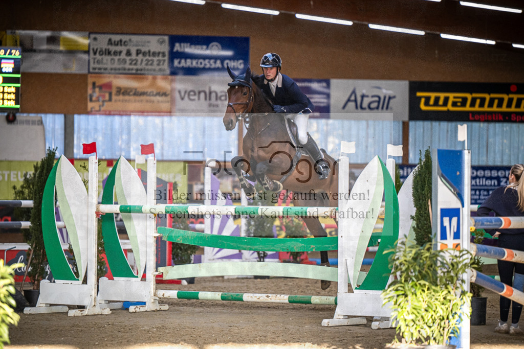 DOS_3345 | Entdecke hochwertige Reitturnierfotos von Foto Oger. Professionell, emotional und authentisch – jetzt Lieblingsmomente im Shop bestellen.Deutschlandweite Turnierfotografie. - Realisiert mit Pictrs.com