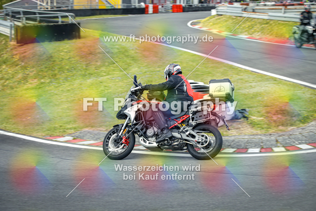 OBK_Mai_Justin_Uwe-10699 | Hier findet Ihr Bilder von Touristenfahrten auf der Nürburgring Nordschleife oder von anderen Veranstaltungen die ich besucht habe. Viel Spass beim Durch Schauen 