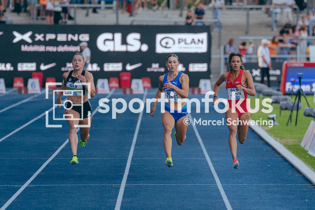 Deutsche Meisterschaften der Frauen und Männer 2026 | Gina Lückenkemper, SCC Berlin, Jolina Ernst, TV Wattenscheid 01, Viola John, LG Brillux Münster, 100-Meter-Lauf, Finale, Deutsche Meisterschaften der Frauen und Männer 2026, Lohrheidestadion Bochum-Wattenscheid, 25.07.2026. Foto: Marcel Schwering / sportimfokus - Realisiert mit Pictrs.com