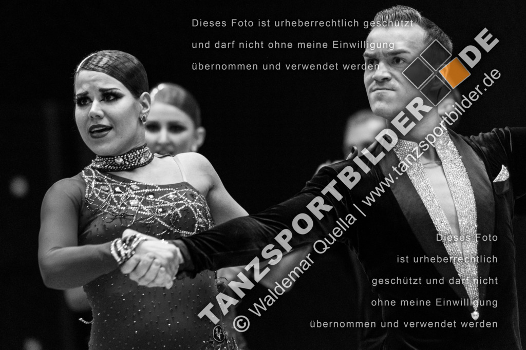 20240113-12585 | Hier finden Sie Tanz Bilder vom Latein und Standard Formationen tanzen. Sportbilder vom Tanzsport. Schöne Fotos und von Weltmeisterschaft, Europameisterschaft, Bundesliga, Regionalliga, Oberliga und Landesliga sowie von GOC Stuttgart, DanceComp, WM Bremen