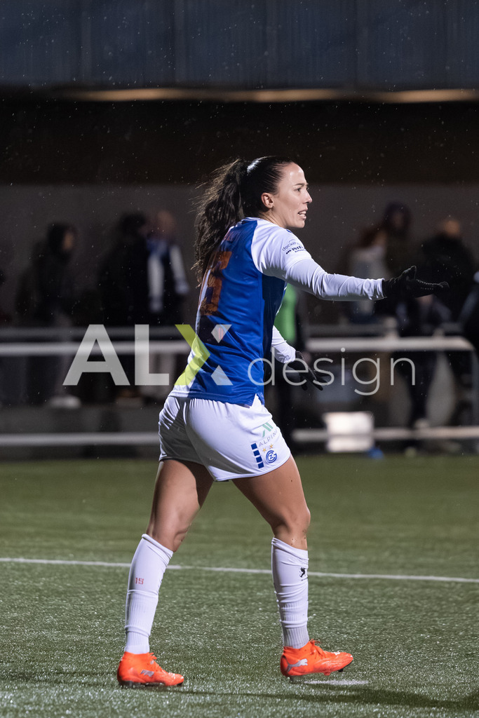 Fußball I Frauen I Saison 2025-2026 I AXA Women's Super League | Women I 14. Spieltag I Grasshoppers Club Zürich - FC Luzern I 14.02.2026 | 15 Marta Cazalla (ES) (GC Zürich) – Abwehr - Realisiert mit Pictrs.com