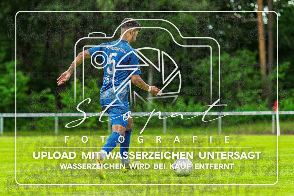 Landesliga Herren LG - TV Jahn Schneverdingen vs. MTV Eintracht Celle | Karim Jelalli (MTV Eintracht Celle #5); Landesliga Herren LG - TV Jahn Schneverdingen vs. MTV Eintracht Celle am 06.06.2026 in Osterwaldstadion, Schneverdingen - Realisiert mit Pictrs.com