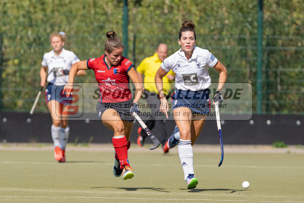 HK_20220903_109670 | 1. Bundesliga Damen Düsseldorfer HC - Berliner HC am 3.9.2022 DHC Düsseldorf, Düsseldorf , Agustina Albertarrio ( Düsseldorfer HC #9 ) , Linnea Weidemann ( Berliner HC #10 )