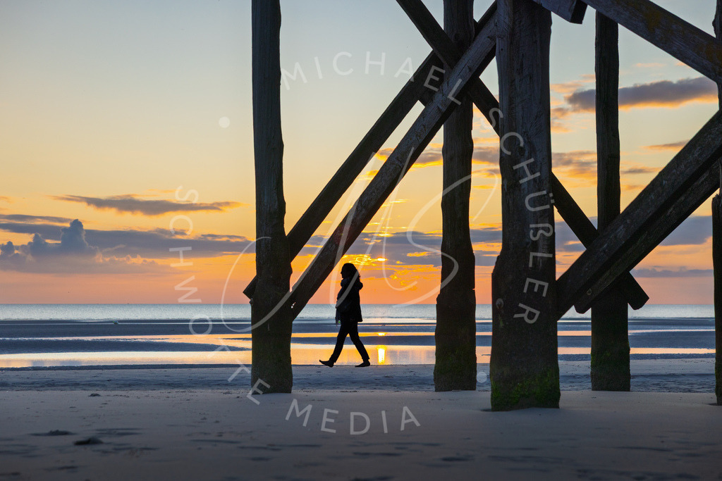 2025-07-13 SPO Strand Sonnenuntergang 009 | Schwotte Media - Realisiert mit Pictrs.com