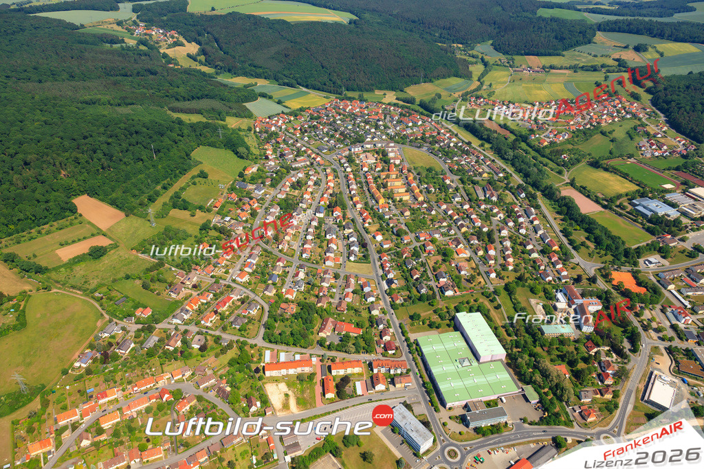 Die Luftaufnahme der Stadt Ebern wurde vom UL-Flugzeug heraus erstellt ( keine Drohne )- hohe Auflösung für beste Qualität