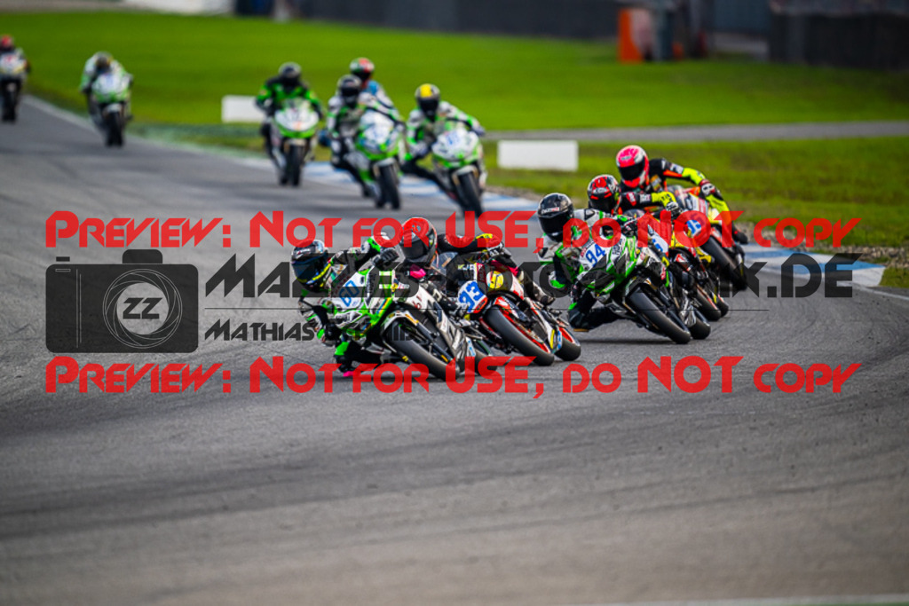 MaZZes_FotoMatrix_220924_3213 | IDM300