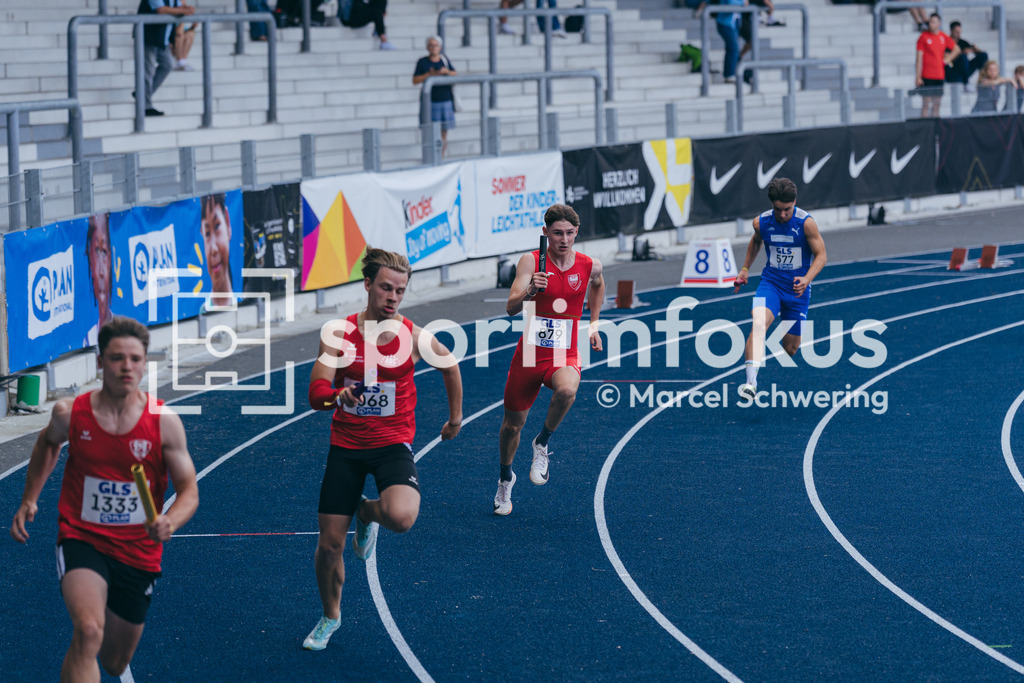 DM U23 U18 Bochum 2026 | Die Szene in der Kurve in der 4x100-Meter-Staffel bei den Deutschen Meisterschaften der U18 &amp; U23 2026 im Lohrheidestadion in Bochum-Wattenscheid. - Realisiert mit Pictrs.com