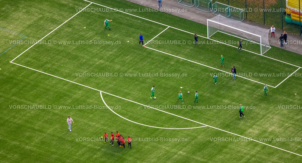 Bergkamen221012897 | Luftbild, Trainingsplatz am Römerbergstadion, Oberaden, Bergkamen, Ruhrgebiet, Nordrhein-Westfalen, Deutschland