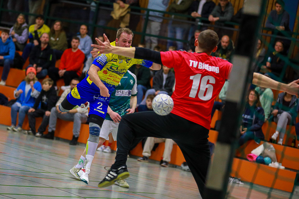 SVN_TvBiefang_161124_118 | Bildergalerie von Sport-Ereignissen aber auch von weiteren spannenden Dingen - nicht nur vom Niederrhein. In Anlehnung an den bekannten Spruch von Hanns Dieter Hüsch heißt das Motto: "Niederrhein ist überall".  - Realisiert mit Pictrs.com