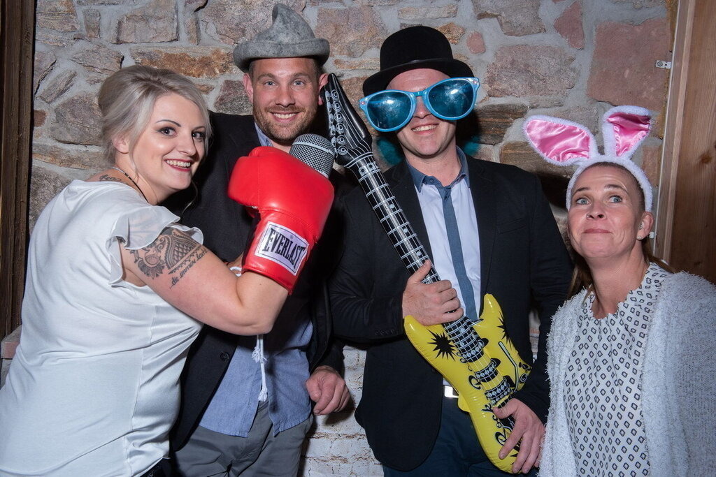 Hochzeit_Location_307 | Mein Name ist Arkadius. Ich fotografiere Ihre Hochzeit in Frankfurt und im Umkreis von 200 km. Als Fotograf bin ich noch bekannt im Bereich Business- und Modefotografie.