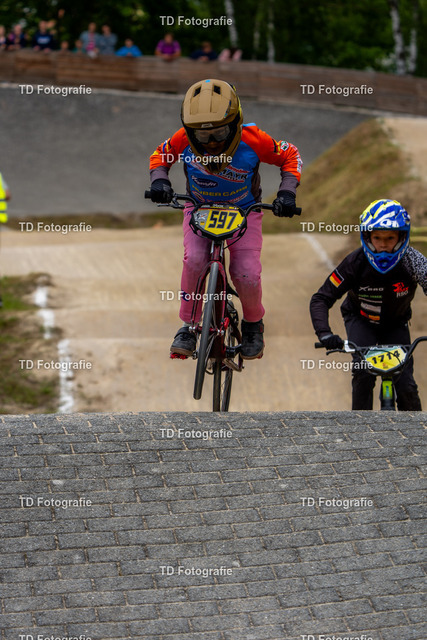 BayBMX2026-06010 | Fotogalerie von Thomas Dettweiler mit Eventbildern und lizenzfreien Fotos. Perfekt als Wandbild, für Büro, Website oder private Nutzung. - Realisiert mit Pictrs.com