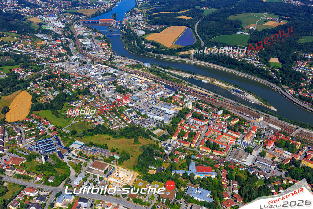 Die Luftaufnahme der Stadt Passau wurde 2017 vom Flugzeug heraus erstellt ( keine Drohne )- hohe Auflösung für beste Qualität