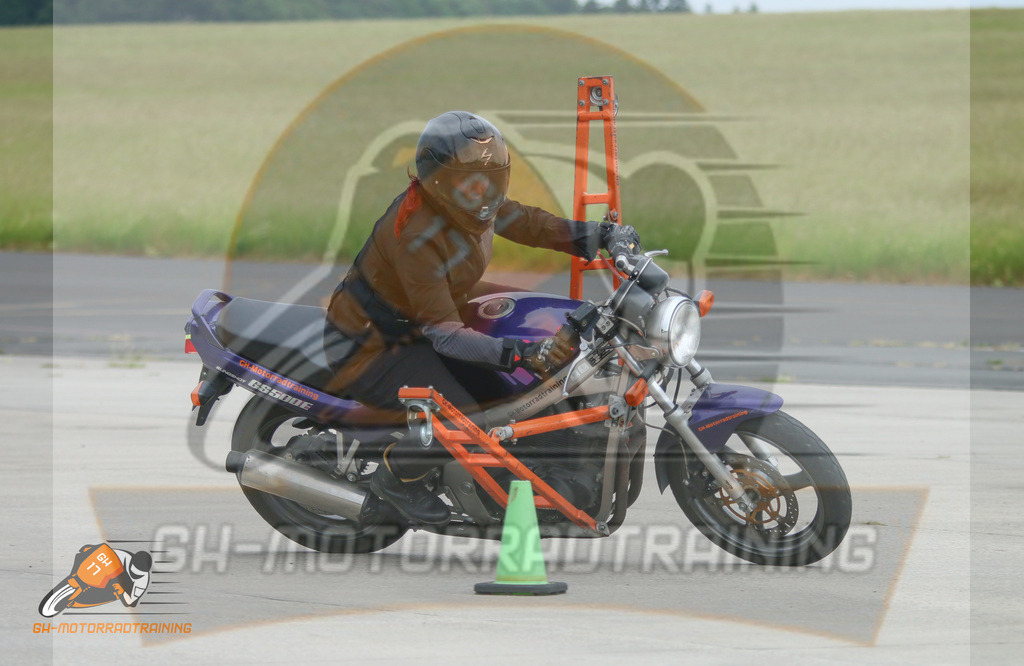 IMG_2555 | gh-motorradtraining-foto.de - Realisiert mit Pictrs.com