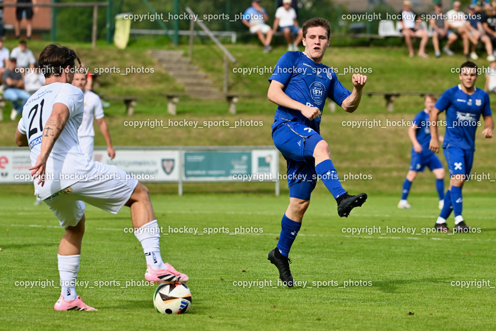 ASKÖ Köttmannsdorf vs. Union Matrei | #21 Marco Resignier UNION Matrei, #11 Philipp Wibmer UNION Matrei, ASKÖ Köttmannsdorf vs. Union Matrei, ASKÖ Köttmannsdorf vs. Union Matrei am 13.09.2025 in Köttmannsdorf (Sportplatz Köttmannsdorf), Austria, (Photo by Bernd Stefan)