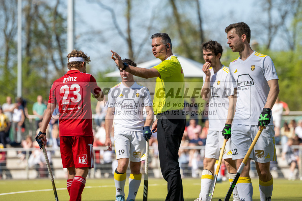 SFE_20250412_0126 | Köln, Deutschland, 12.04.2025:  Hockey 1. Bundesliga Herren Rot-Weiss Köln - Harvestehuder THC im KTHC Stadion Rot-Weiss Köln Tennis and Hockey Club am 12.04.2025 in Köln, Deutschland. (Foto von Stephan Fehrmann)Köln, Germany, 12.04.2025: Hockey 1. Bundesliga Herren Rot-Weiss Köln - Harvestehuder THC in KTHC Stadion Rot-Weiss Köln Tennis and Hockey Club at 12.04.2025 in Köln, Deutschland. (Foto from Stephan Fehrmann)
