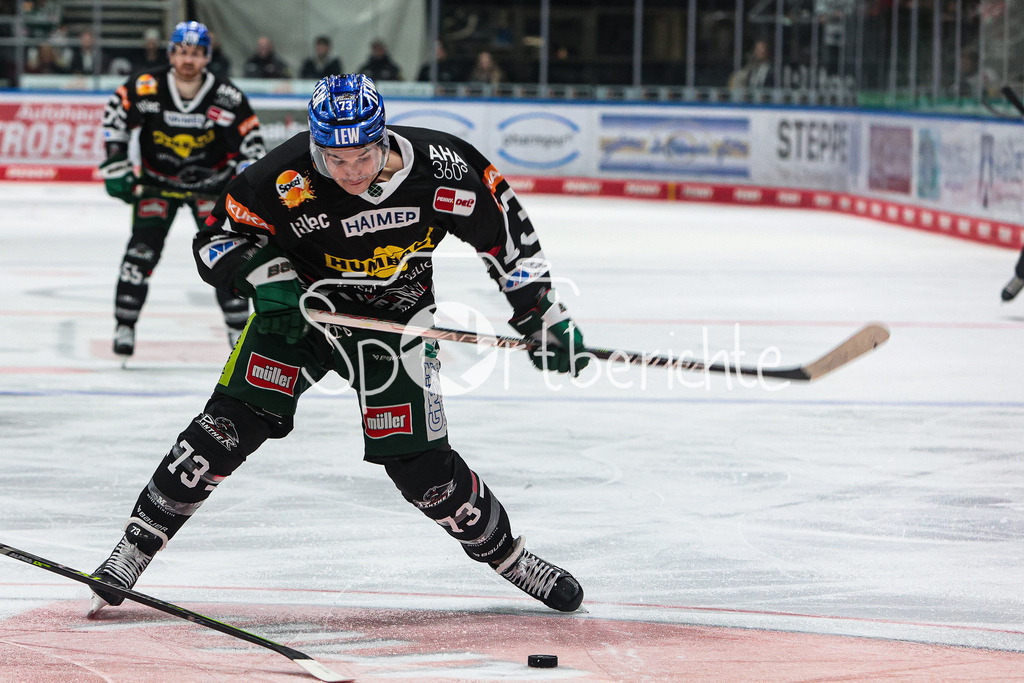 Augsburger Panther - Nürnberg ICE Tigers | Matthew PUEMPEL (AEV #73) am Puck