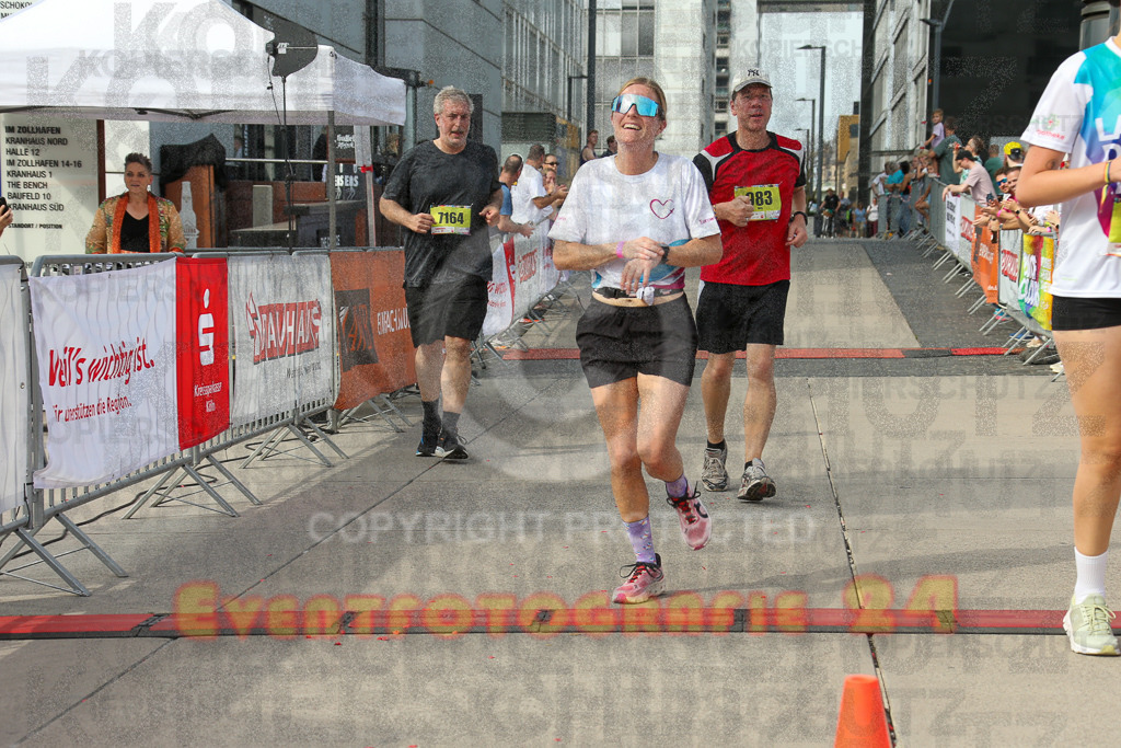 250920_1512_EX1_8540 | Sportfotografie im Rhein-Sieg Kreis, Köln, Bonn, NRW, Rheinland Pfalz, Hessen, etc. Unser Tätigkeitsfeld umfasst den Laufsport vom Volkslauf über den Marathon, Duathlon, Triathon bis zum Ultralauf wie Kölnpfad Ultra oder Schindertrail.