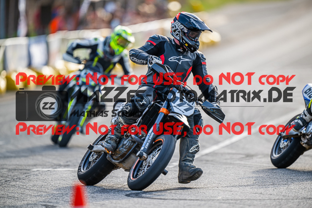 MaZZes_FotoMatrix_220618_9173 | S4