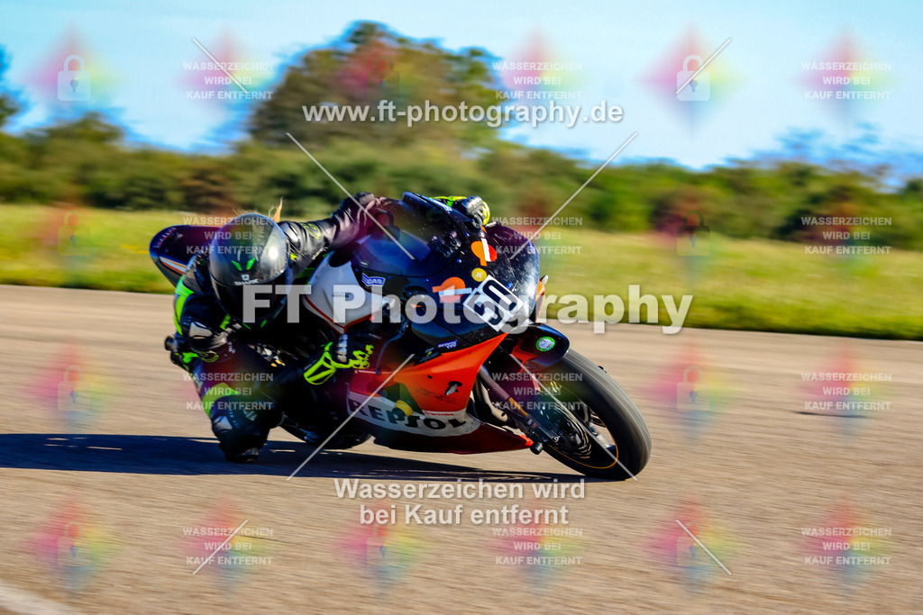 050-1621 | Hier findet Ihr Bilder von Touristenfahrten auf der Nürburgring Nordschleife oder von anderen Veranstaltungen die ich besucht habe. Viel Spass beim Durch Schauen 