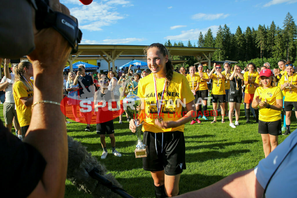 SV Oberglan Damen - Austria Klagenfurt |  ; SV Oberglan Damen - Austria Klagenfurt am 06.06.2022 in Oberglan
(Sportplatz), AUSTRIA, (Photo by Ernst Krawagner sport-fan.at) - Realisiert mit Pictrs.com