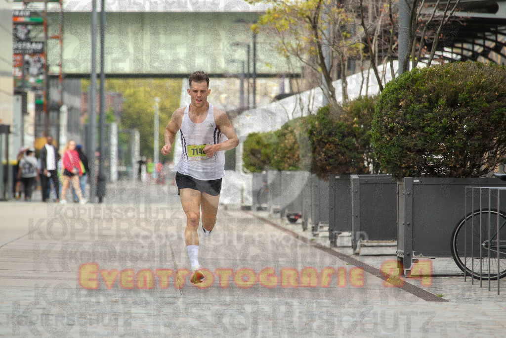 250920_1315_EV4_5164 | Sportfotografie im Rhein-Sieg Kreis, Köln, Bonn, NRW, Rheinland Pfalz, Hessen, etc. Unser Tätigkeitsfeld umfasst den Laufsport vom Volkslauf über den Marathon, Duathlon, Triathon bis zum Ultralauf wie Kölnpfad Ultra oder Schindertrail.