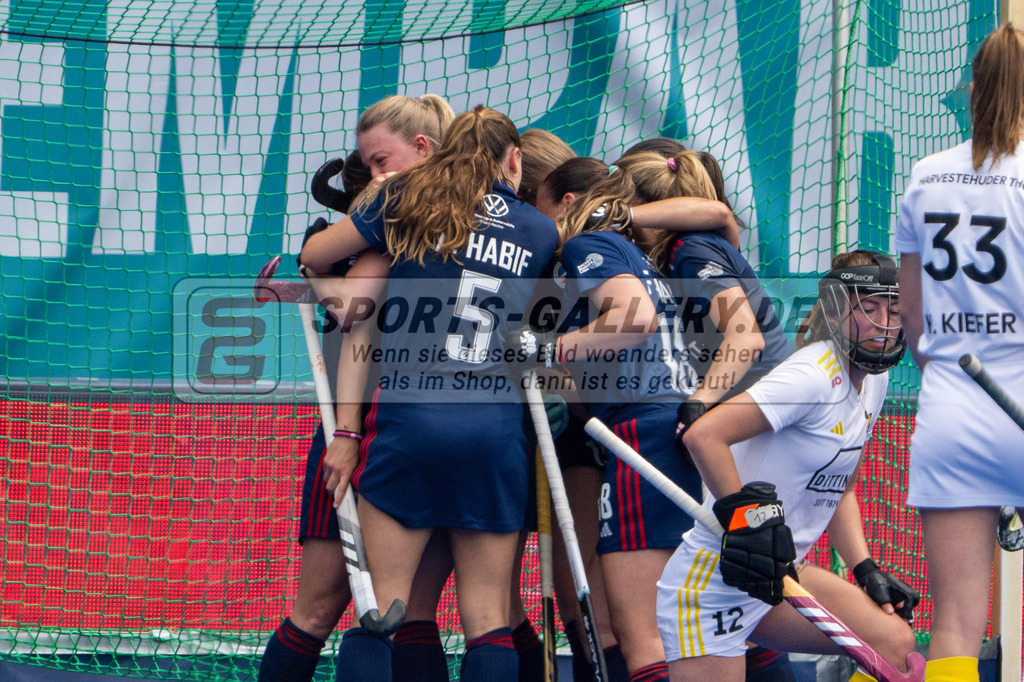 Final4_20250531-1307-Z09_2586 | Krefeld, Deutschland, 31.05.2025:  Feldhockey Final4 2025 – „Deutsche Feldhockey-Meisterschaften 2025“ im Gerd-Wellen-Hockeyanlage am 31.05.2025 in Krefeld, Deutschland. (Foto von Kramhöller/Fehrmann/Kaste)Krefeld, Germany, 31.05.2025: Feldhockey Final4 2025 – „Deutsche Feldhockey-Meisterschaften 2025“ in Gerd-Wellen-Hockeyanlage at 31.05.2025 in Krefeld, Deutschland. (Foto from Kramhöller/Fehrmann/Kaste)