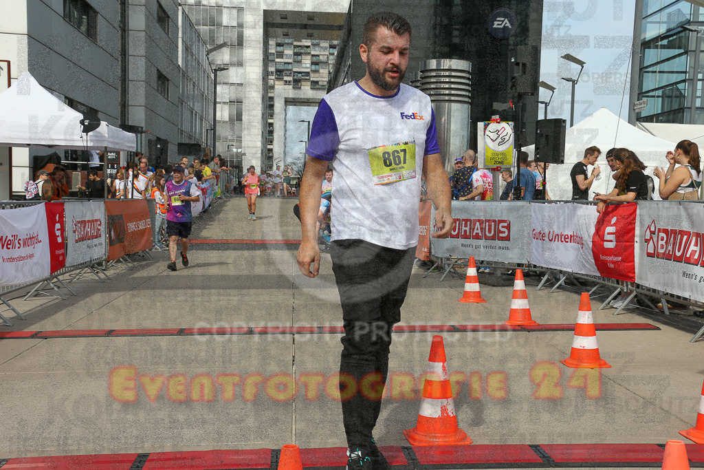 250920_1336_EX1_5796 | Sportfotografie im Rhein-Sieg Kreis, Köln, Bonn, NRW, Rheinland Pfalz, Hessen, etc. Unser Tätigkeitsfeld umfasst den Laufsport vom Volkslauf über den Marathon, Duathlon, Triathon bis zum Ultralauf wie Kölnpfad Ultra oder Schindertrail.