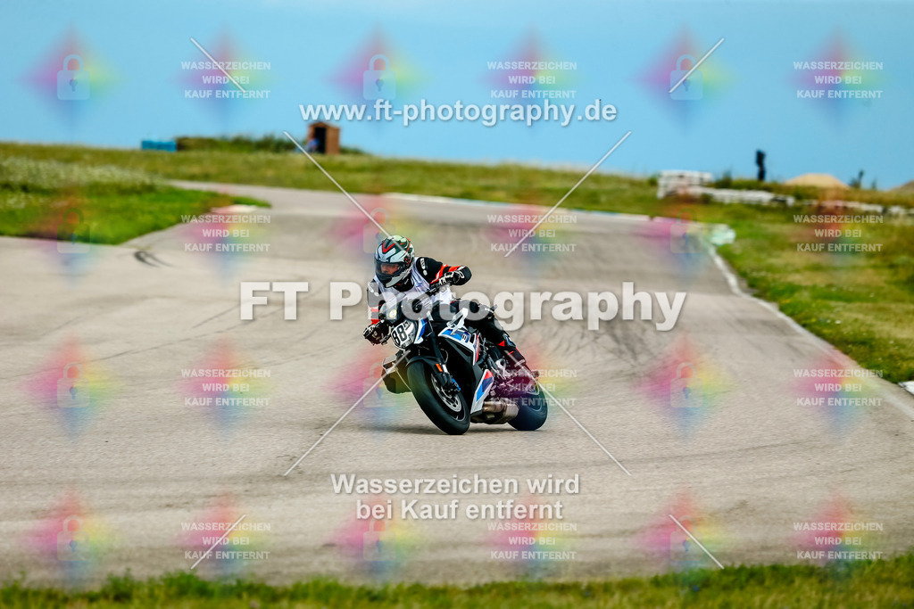 Chambley Juli-3039 | Hier findet Ihr Bilder von Touristenfahrten auf der Nürburgring Nordschleife oder von anderen Veranstaltungen die ich besucht habe. Viel Spass beim Durch Schauen 